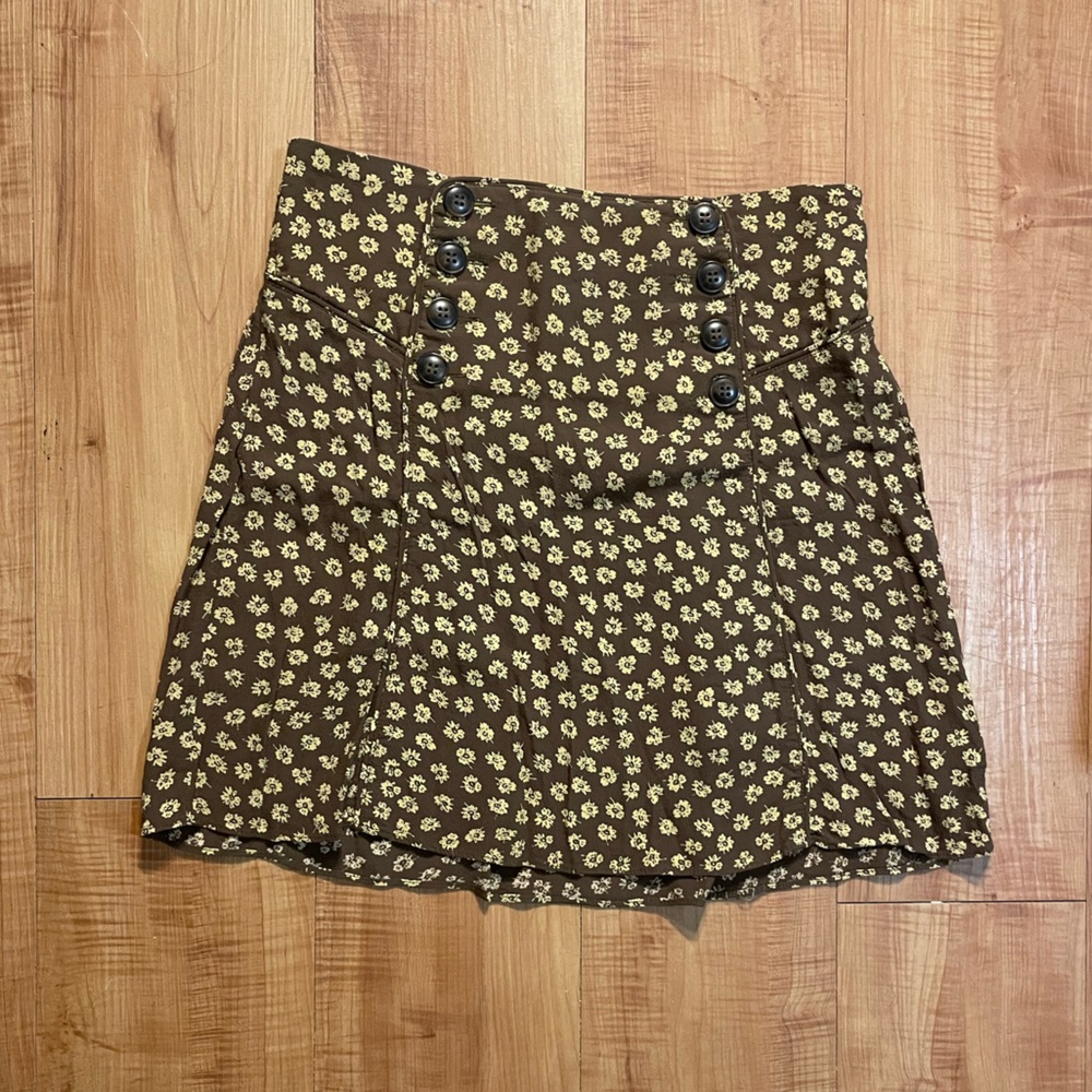 Madewell floral miniskirt with button detail